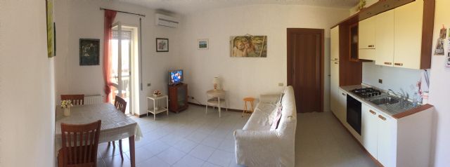 TERRACINA APPARTAMENTO 46 MQ 1 PIANO CON ASCENSORE