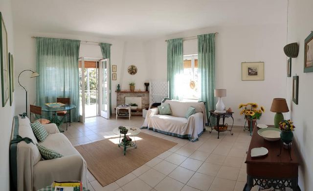 VILLA BIFAMILIARE CON GIARDINO DI 110 MQ